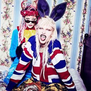 Meet your Posher, Eva